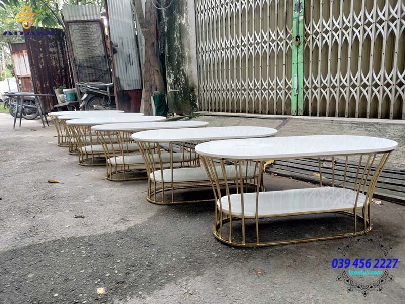 ban-tra-inox-ma-pvd-vang